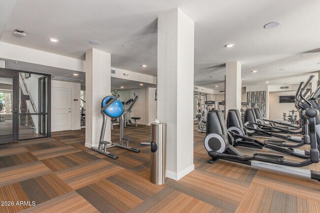 Building Photo - 2511 W Queen Creek Rd