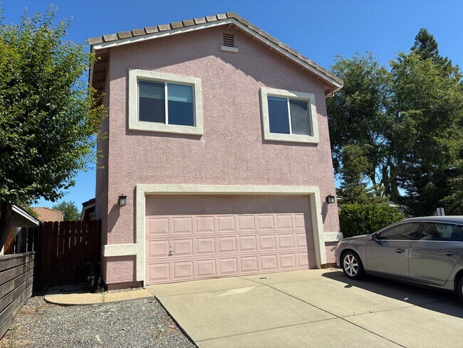 Building Photo - 4 Bedroom 2 bathroom home in Mace Ranch Davis