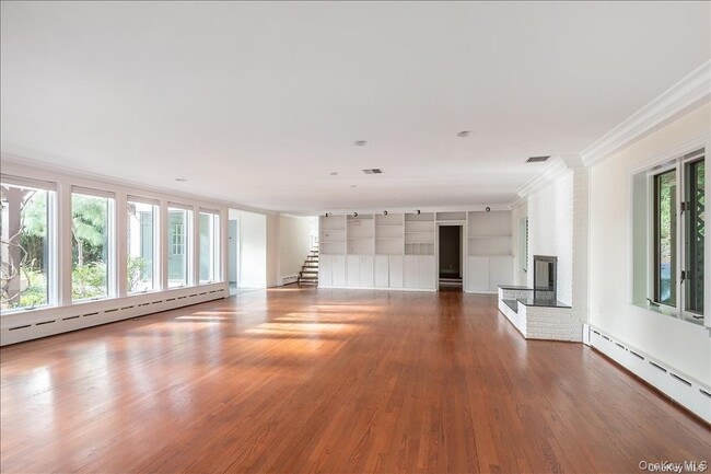 Building Photo - 10 Plum Beach Point Dr