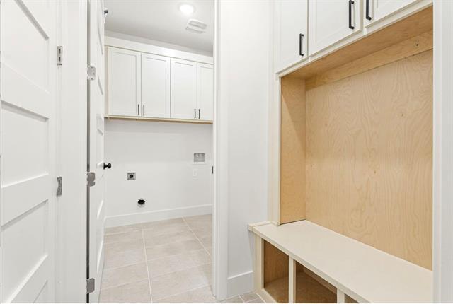 Building Photo - 122 Quail Run Dr