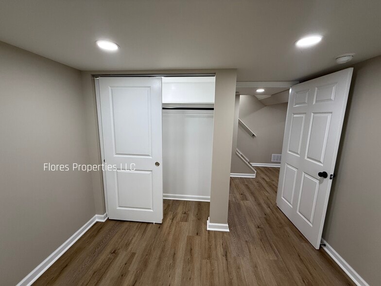 Building Photo - 1136 Pauline Ave