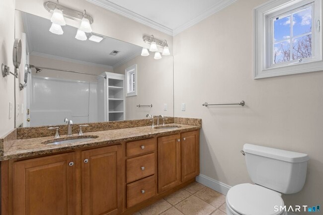 Building Photo - 32 Crows Nest Ln