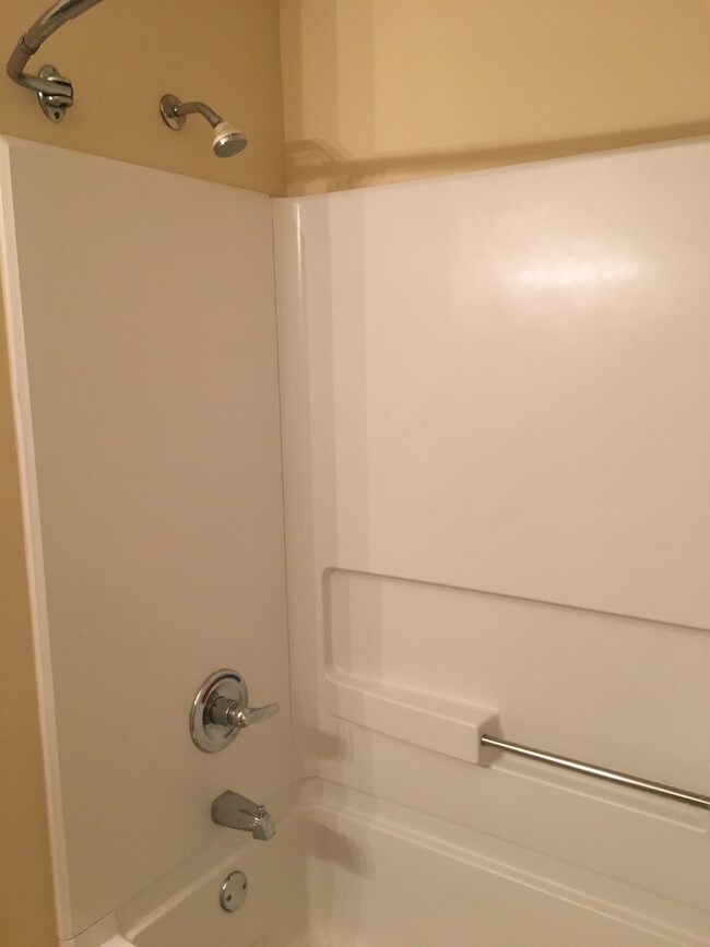 Building Photo - 124 Sky Harbor Rd