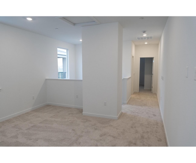 Building Photo - 5348 Liberty Ship Wy