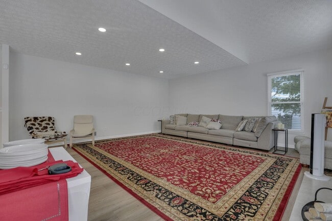 Building Photo - 5920 Triplett Square