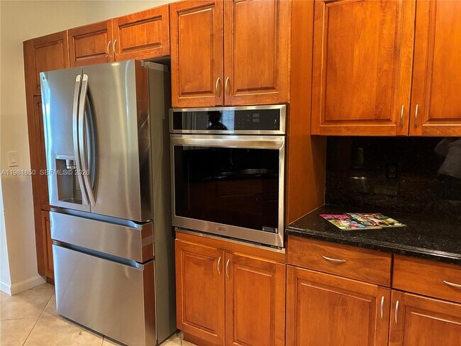 Building Photo - 2757 Center Ct Dr