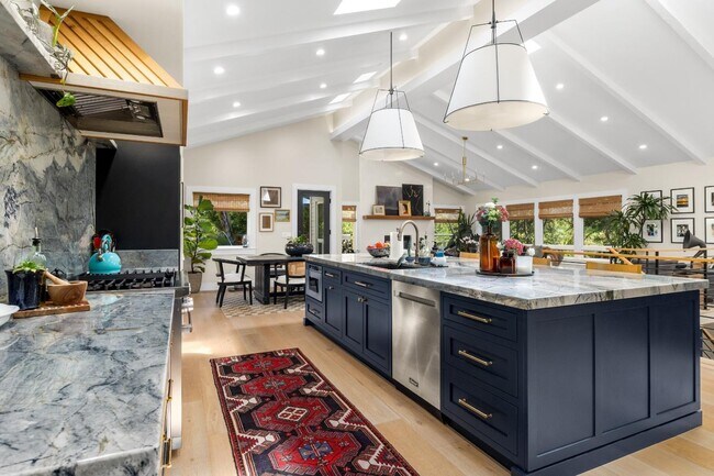 Building Photo - 101 Endlich Dr