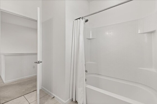 Building Photo - 4486 Monado Dr