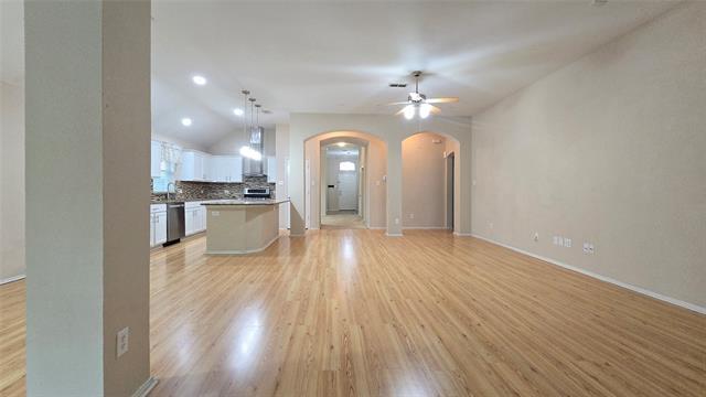 Building Photo - 4255 Fall Creek Dr
