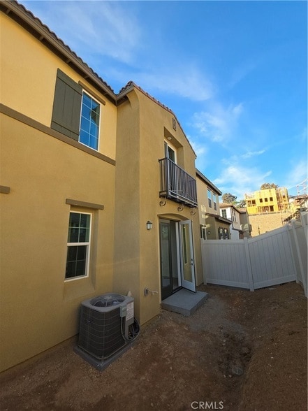 Building Photo - 8457 Gabrielino Ct