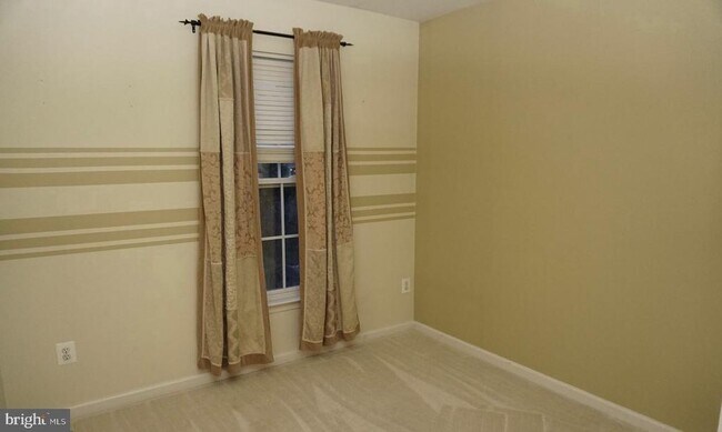 Building Photo - 1469 Fawn Hollow Ln