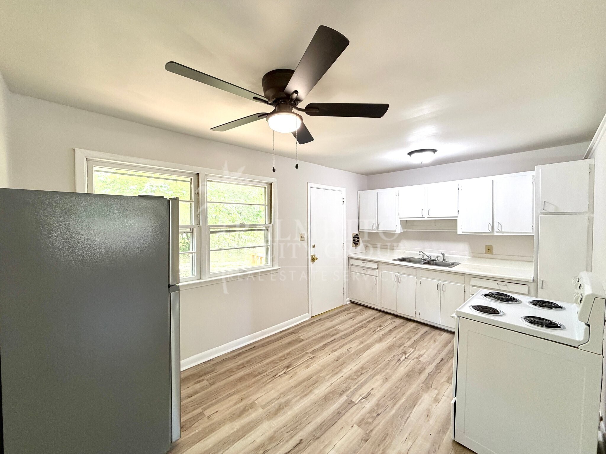 Building Photo - 4224 Kildare Dr