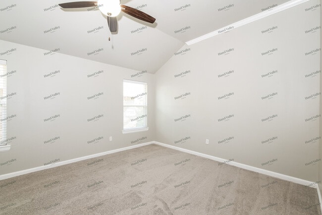 Building Photo - 11609 SW 9th St.