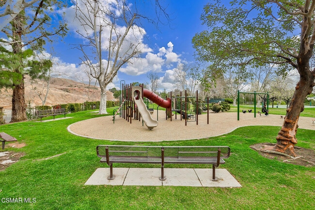 Building Photo - 12057 Falcon Crest Way