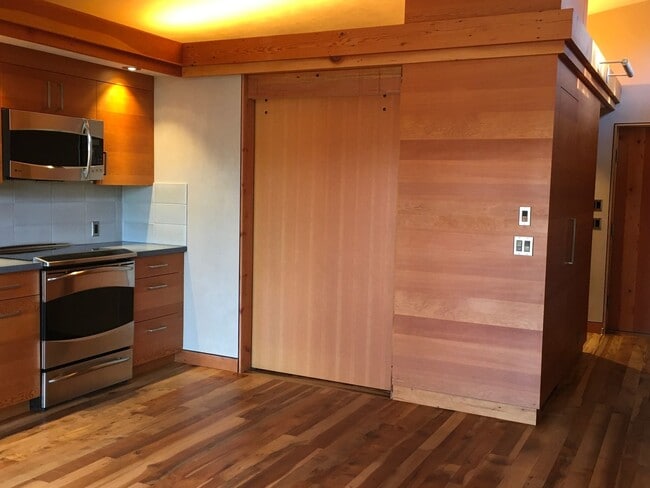 Building Photo - Live Sustainably with Mountain Views at De...