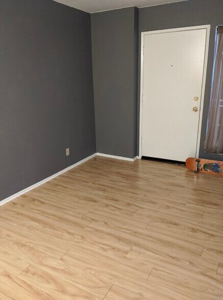 Building Photo - 18164 Sundowner Way