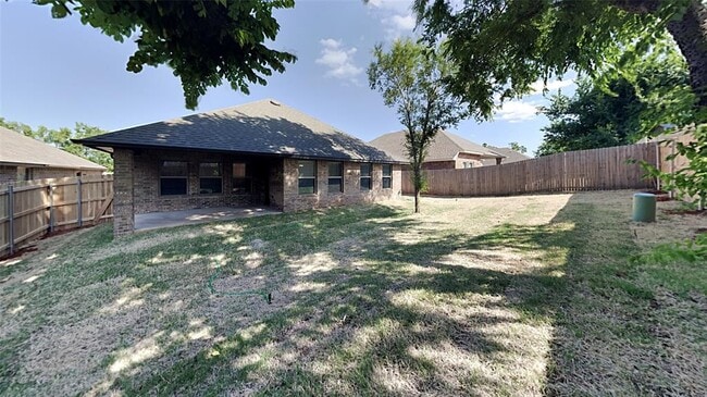 Building Photo - 7055 Richardson Ct