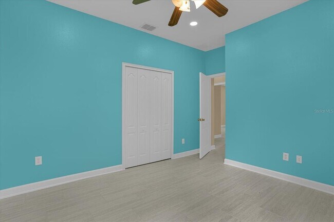 Building Photo - 1043 Via Como Pl