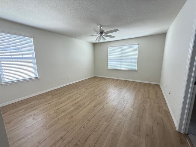 Building Photo - 9154 Hillcroft Dr
