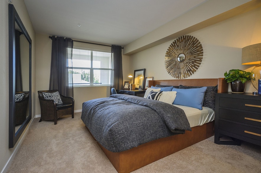 Building Photo - 888 San Mateo Apartments