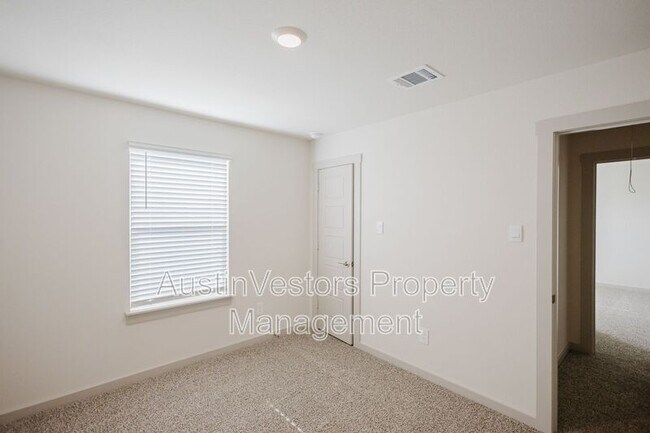 Building Photo - 413 Millbrook Blvd