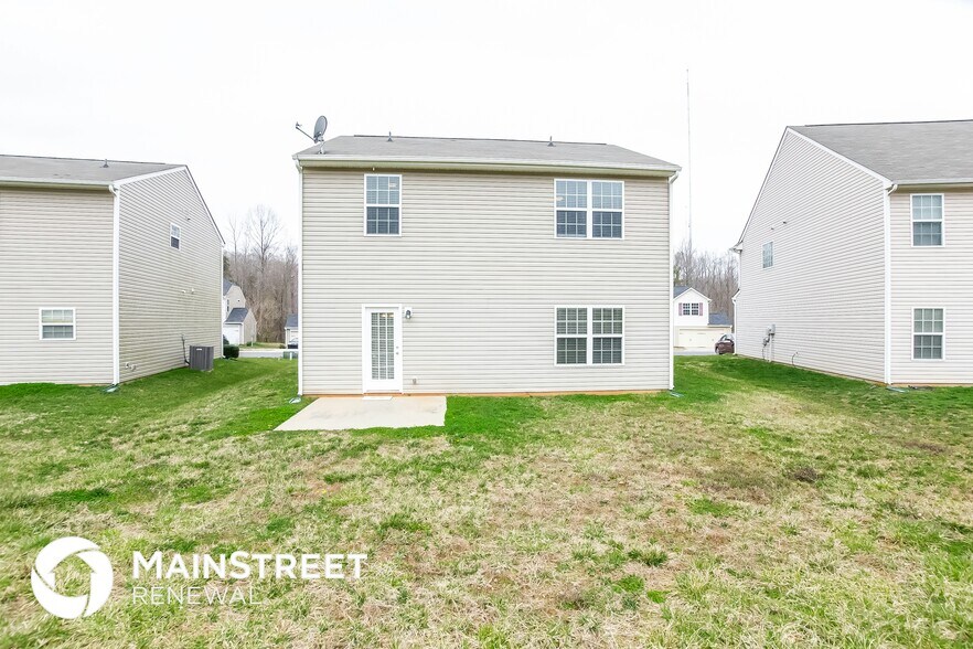 Building Photo - 9336 Bradstreet Commons Way