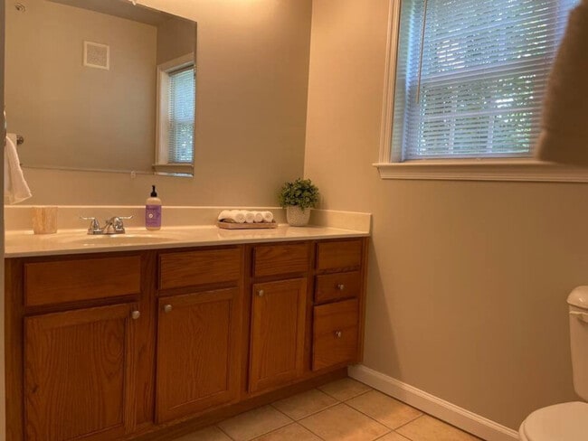 Building Photo - 3245 Clover Rd