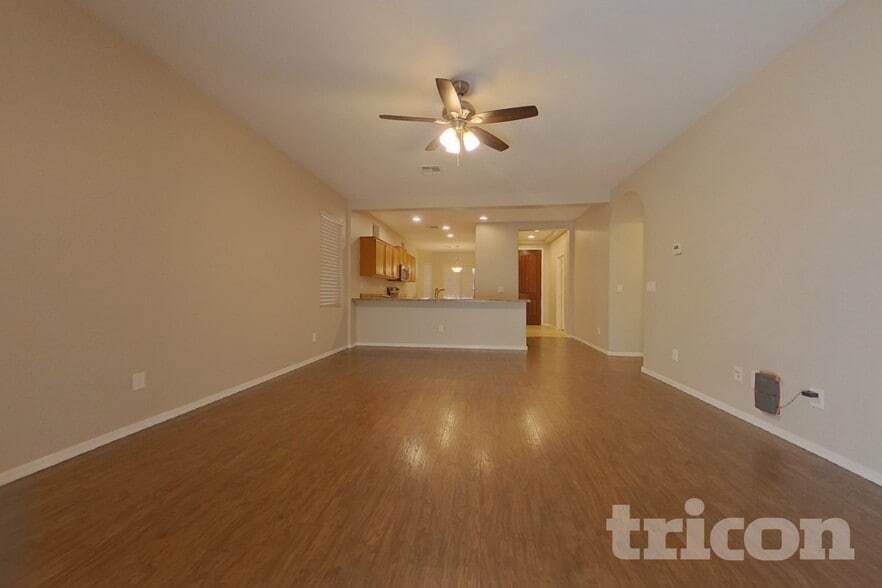 Building Photo - 1689 S 235th Dr