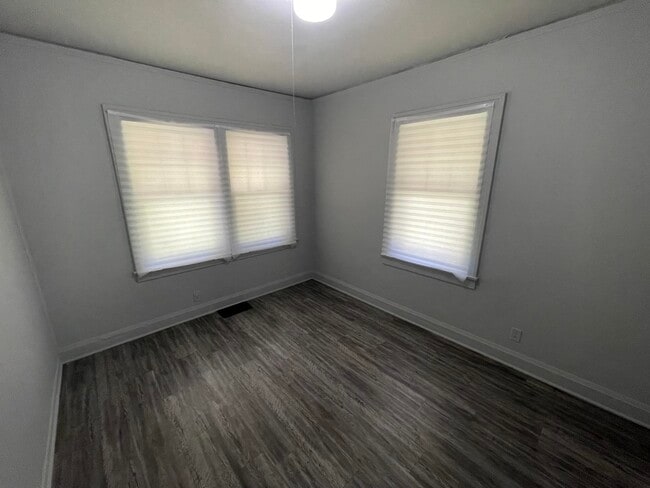 Building Photo - 1207 Cleveland-