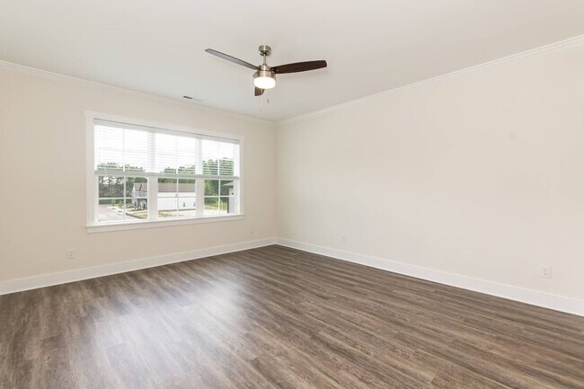 Building Photo - Brand New Corner Townhome in Rolesville!