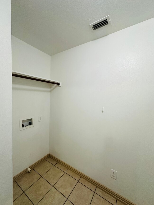 Building Photo - 2249 Salado Dr
