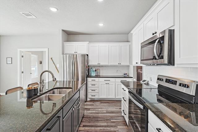 Building Photo - 524 Park Meadow Ct