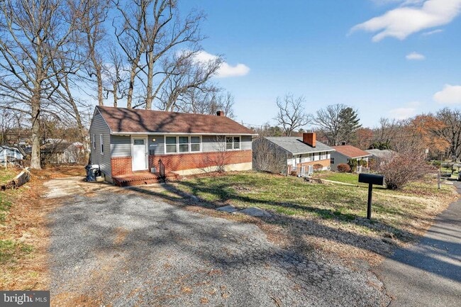 Building Photo - 3666 Clifmar Rd