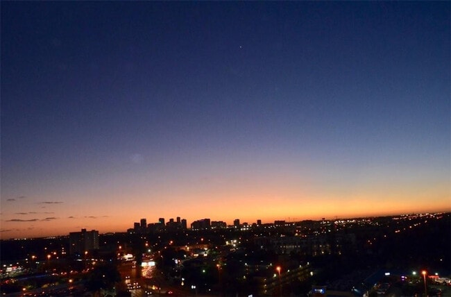 Building Photo - 1180 N Federal Hwy