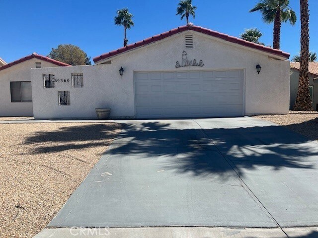 Primary Photo - 9360 Oakmount Blvd