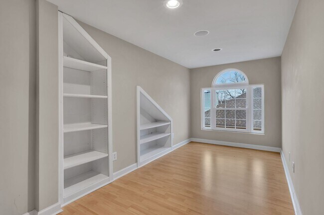 Building Photo - Spotless home for rent in sought after Fie...