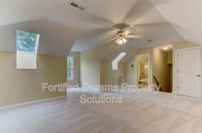 Building Photo - 6421 Ashton Park Dr