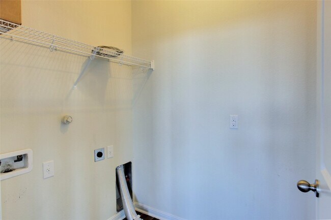 Building Photo - 1653 Arbor Knot Dr