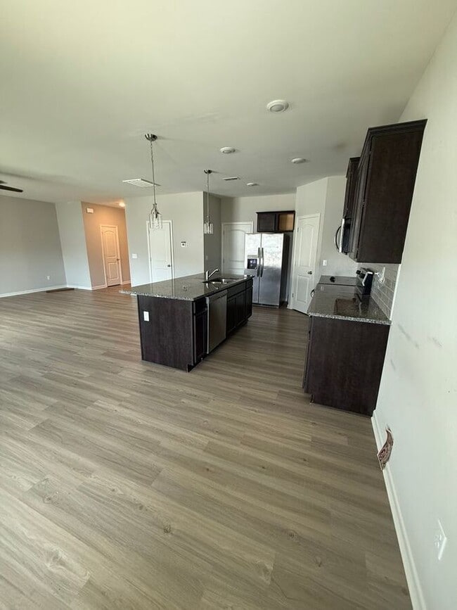 Building Photo - 1137 Marlena Ln