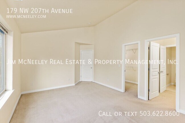 Building Photo - 179 NW 207th Ave