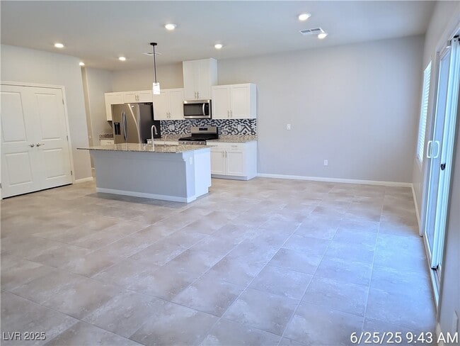 Building Photo - 3836 Lambent Ave