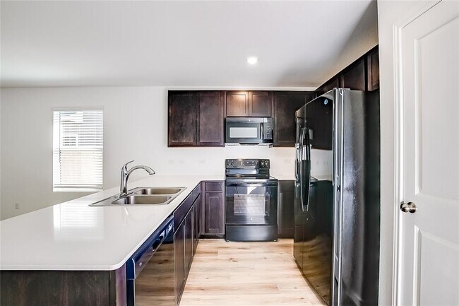 Building Photo - 1133 Largemouth Ln