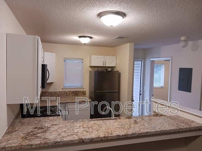 Building Photo - 1674 Eagles Pl