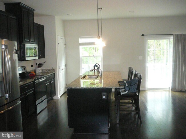 Primary Photo - 2614 Wheatland Station Way