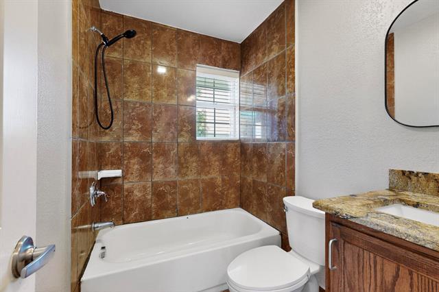 Building Photo - 4429 Oleander Trail