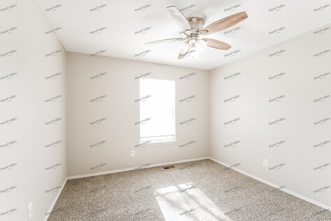 Building Photo - 1365 Warrior Song Way