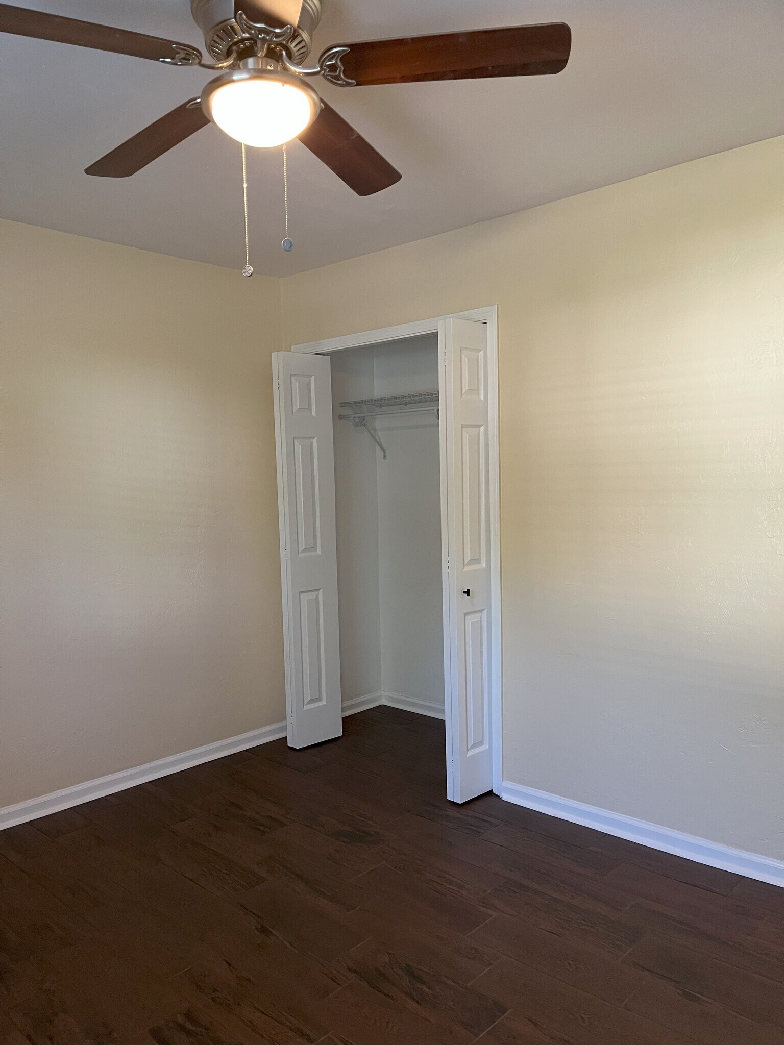 Building Photo - 728 Pointe Ct