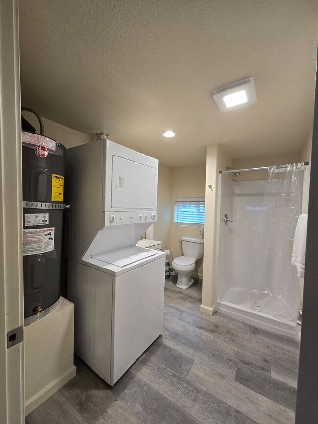 Building Photo - 398schindlerstreet.is4lease.com