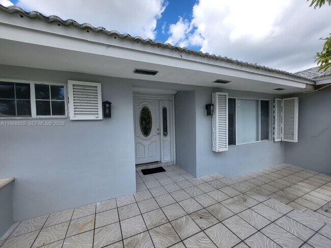 Building Photo - 9749 SW 213th Terrace