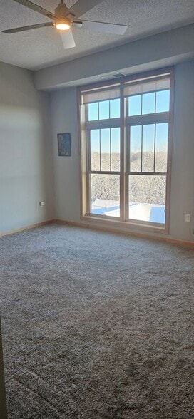 Building Photo - 2201 Village Ln